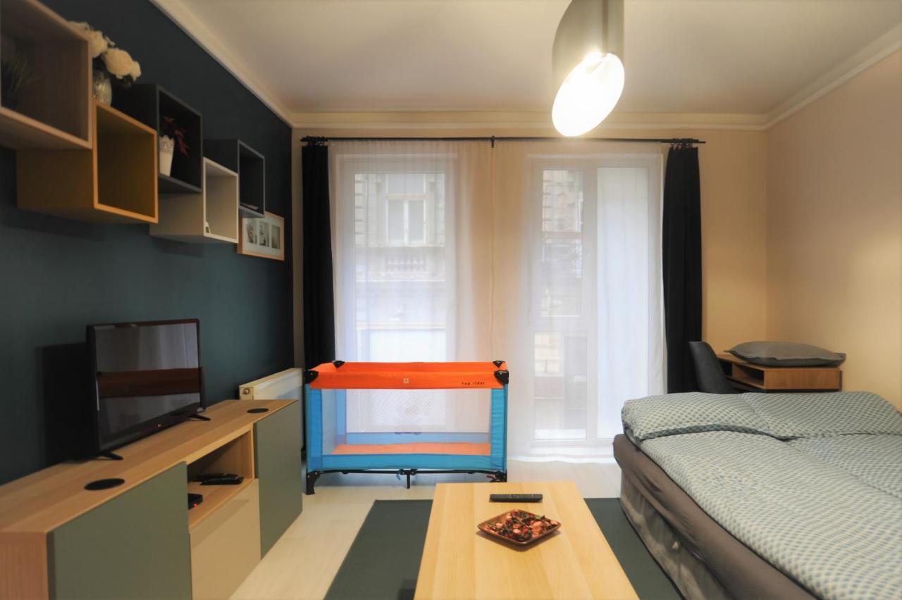 Lovely Apartment In The Heart Of Будапеща Екстериор снимка